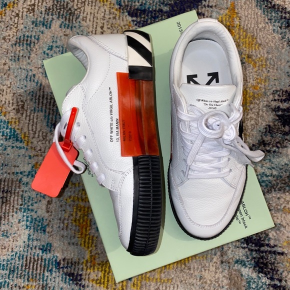 Off-White Shoes - Off-White Sneakers